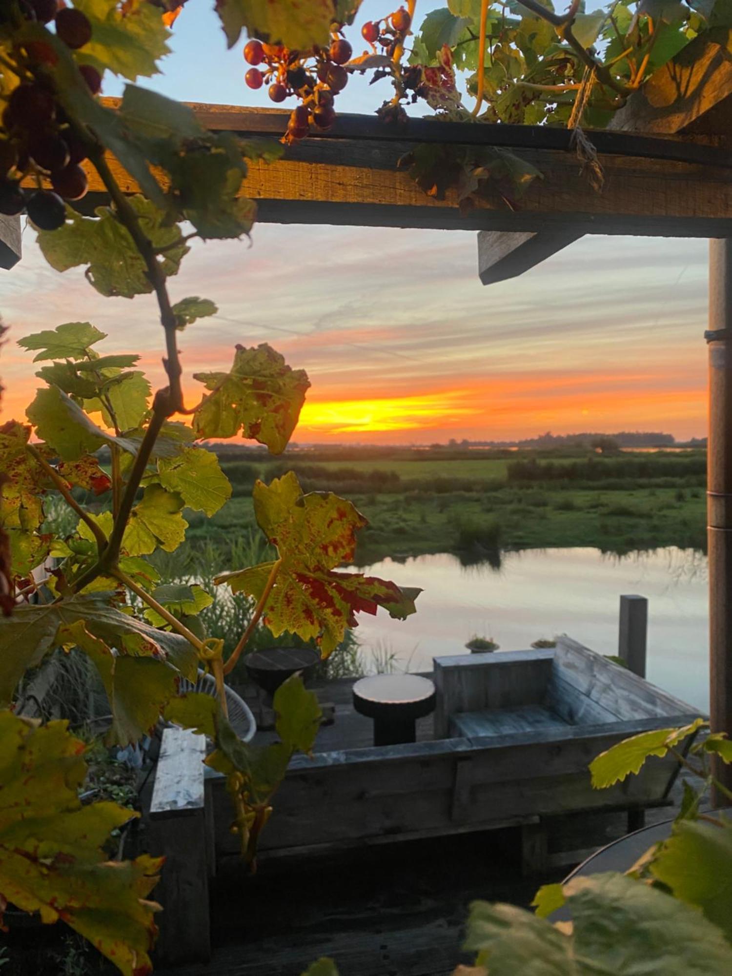 Romantic Dutch Hideaway Jisp ภายนอก รูปภาพ